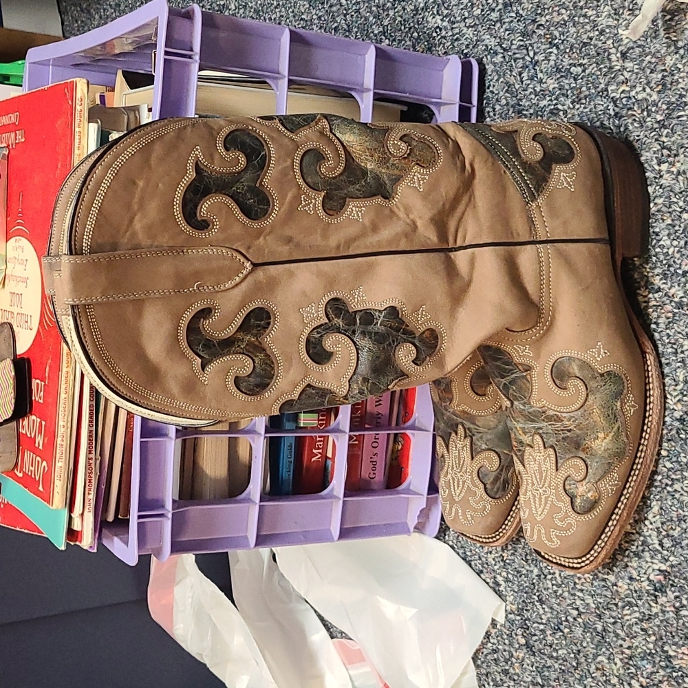 J B Dillon Boots